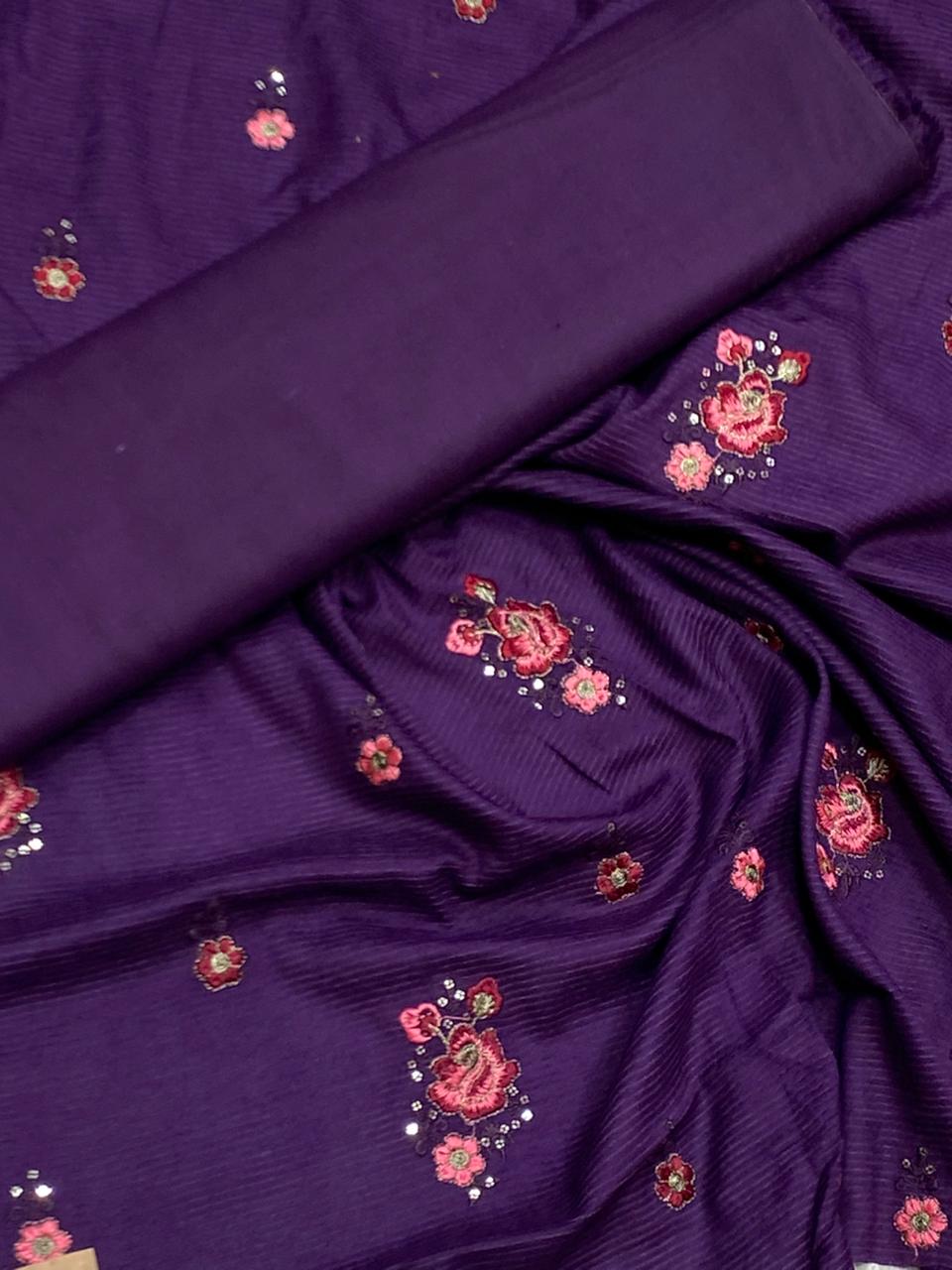 Rania’s Classic Doria Marina Embroidered 2-Piece Suit RNS-DME-201