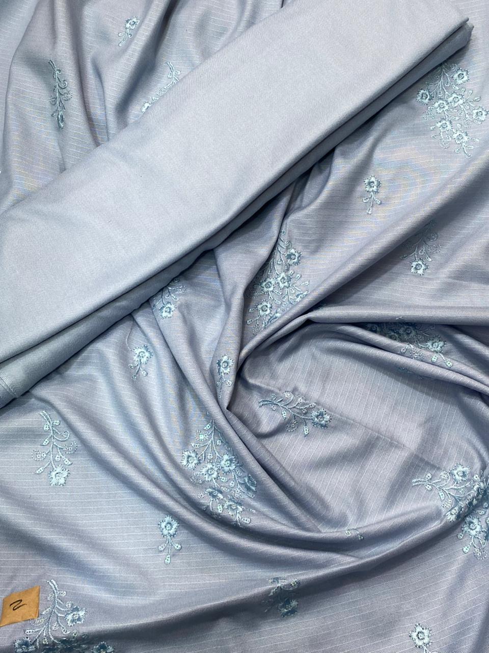 Rania’s Elegant Doria Marina Embroidered 2-Piece Suit RNS-DM-411