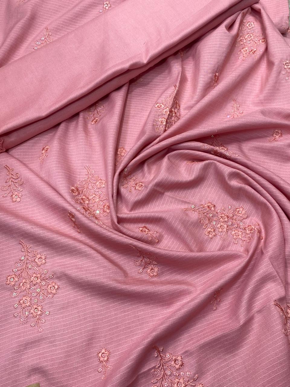 Rania’s Elegant Doria Marina Embroidered 2-Piece Suit RNS-DM-413