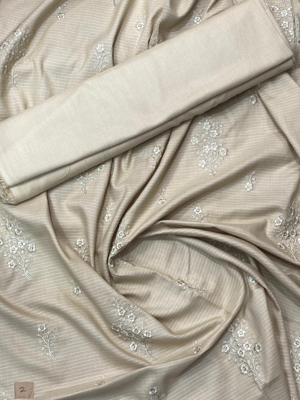 Rania’s Elegant Doria Marina Embroidered 2-Piece Suit RNS-DM-414