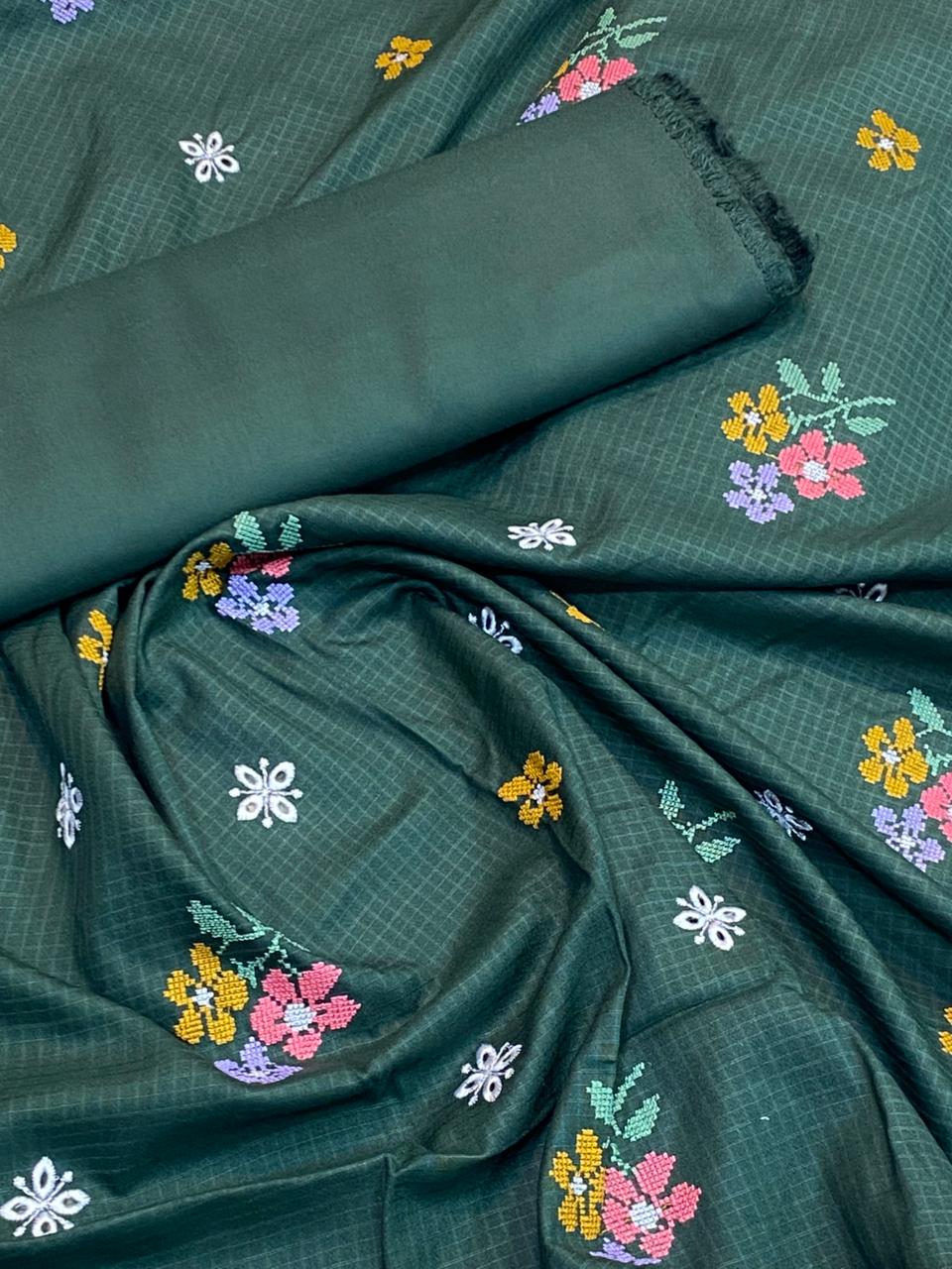 Rania’s Elegant Doria Marina Embroidered 2-Piece Suit RNS-DM-418