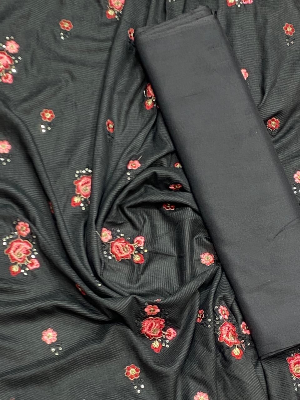 Rania’s Classic Doria Marina Embroidered 2-Piece Suit RNS-DME-206