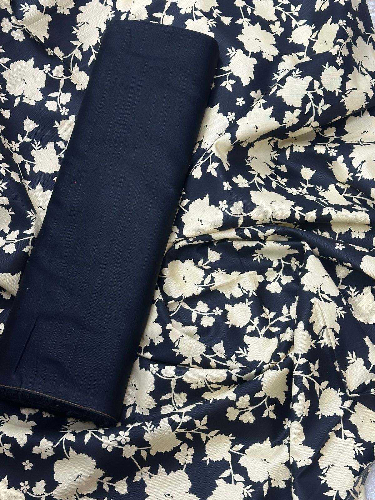 Rania’s Elegant Digital Khaddar 2-Piece Winter Suit RNS-DK-2P-130